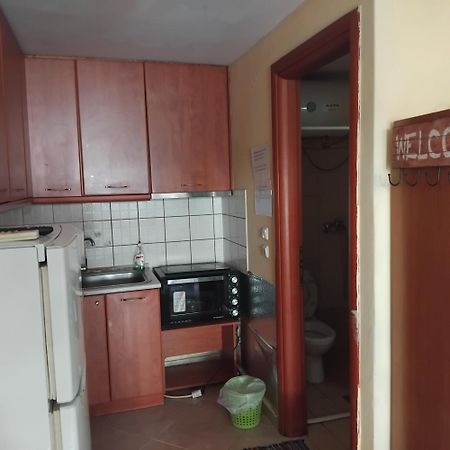 Къща За Гости Пеневи Ofrínion Exteriör bild